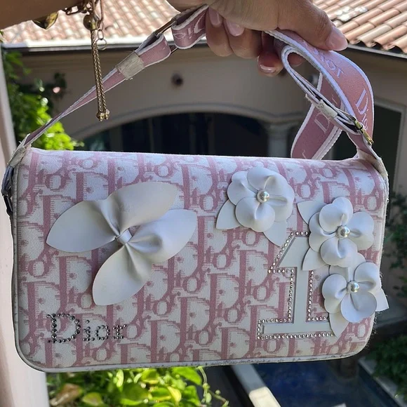 Christian Dior Girly crossbody bag - Picture 2 of 16